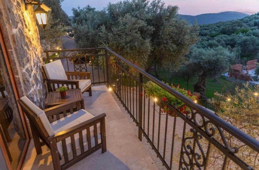OLIVE QUEEN Rustic villa Bar Esterno foto